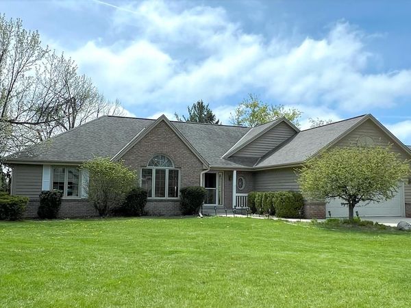 12445 W North LANE, New Berlin, WI 53151