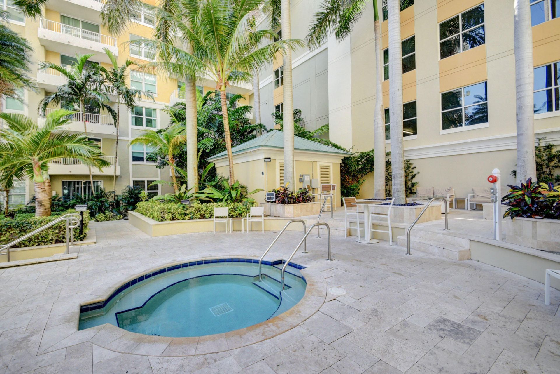 700 E Boynton Beach Boulevard, Unit 203, Boynton Beach, FL 33435 Photo