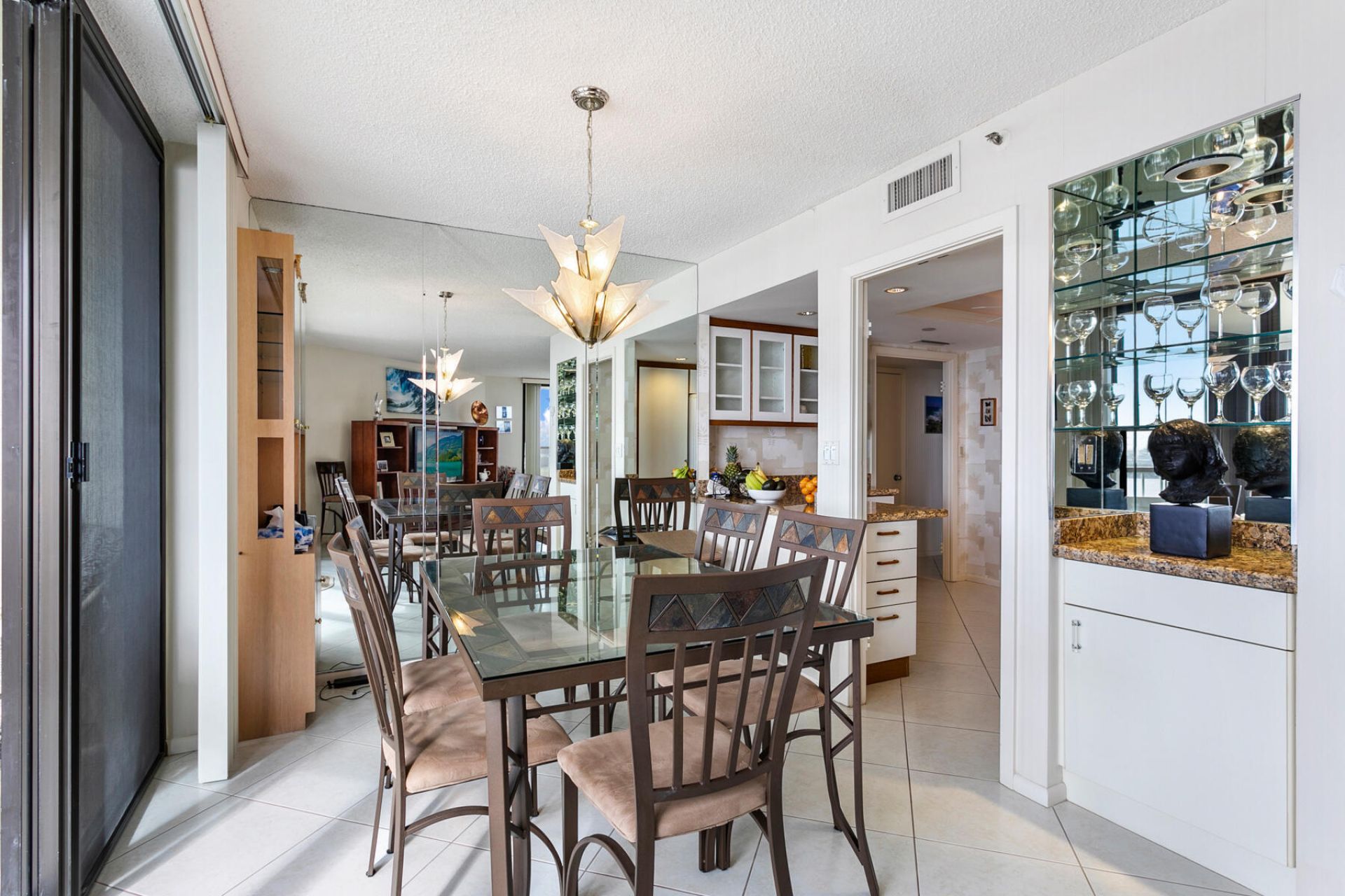 5070 N Ocean Drive, Unit 21c, Singer Island, FL 33404 Photo