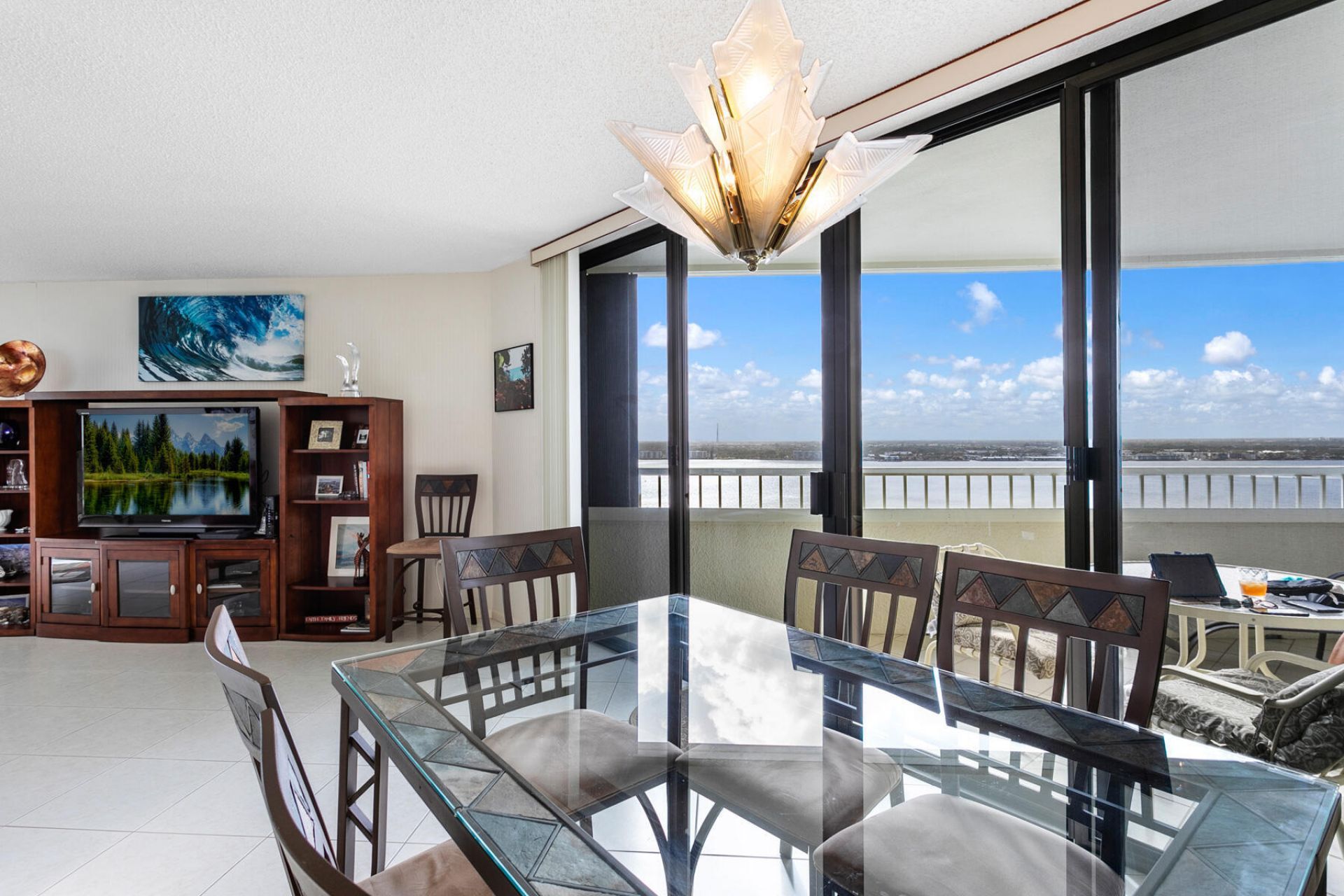 5070 N Ocean Drive, Unit 21c, Singer Island, FL 33404 Photo
