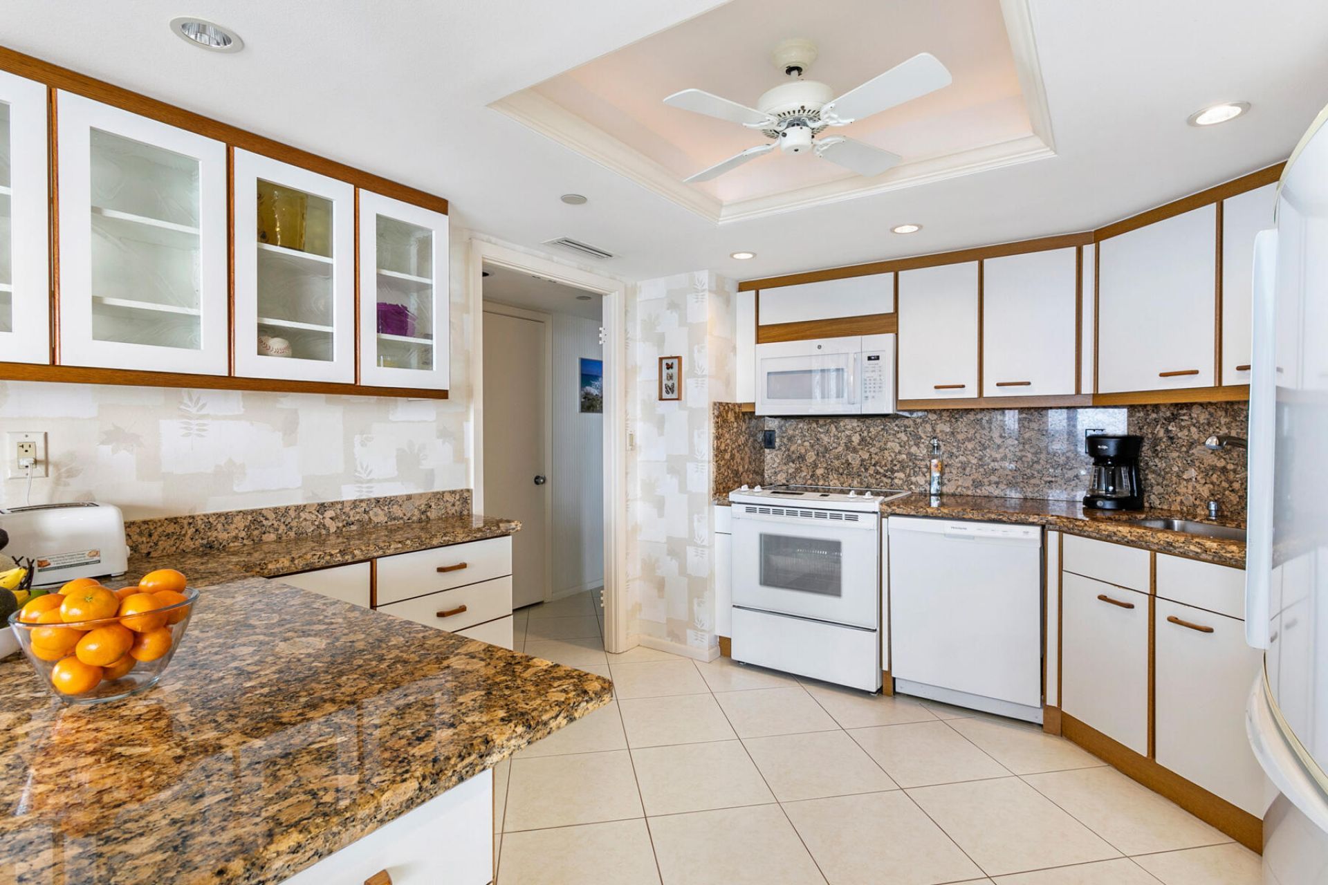 5070 N Ocean Drive, Unit 21c, Singer Island, FL 33404 Photo