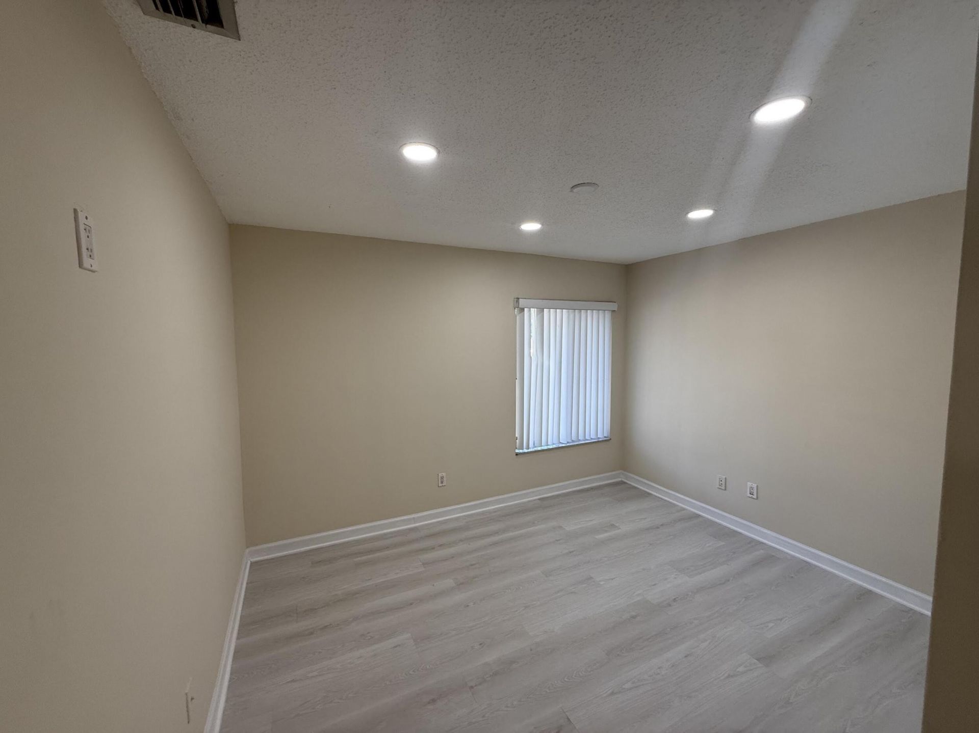 5150 E Club Circle, Unit 202, Boca Raton, FL 33487 Photo