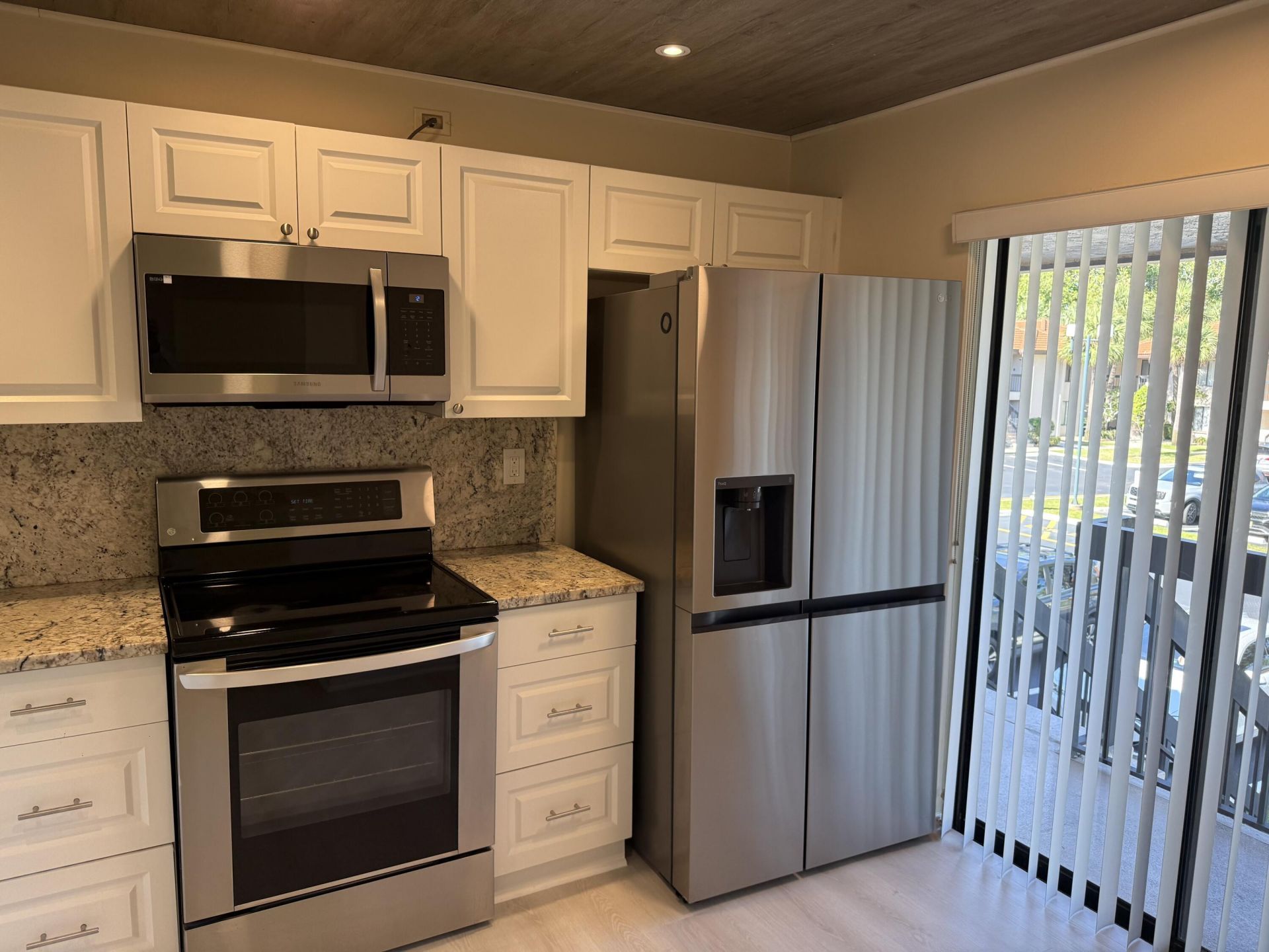 5150 E Club Circle, Unit 202, Boca Raton, FL 33487 Photo