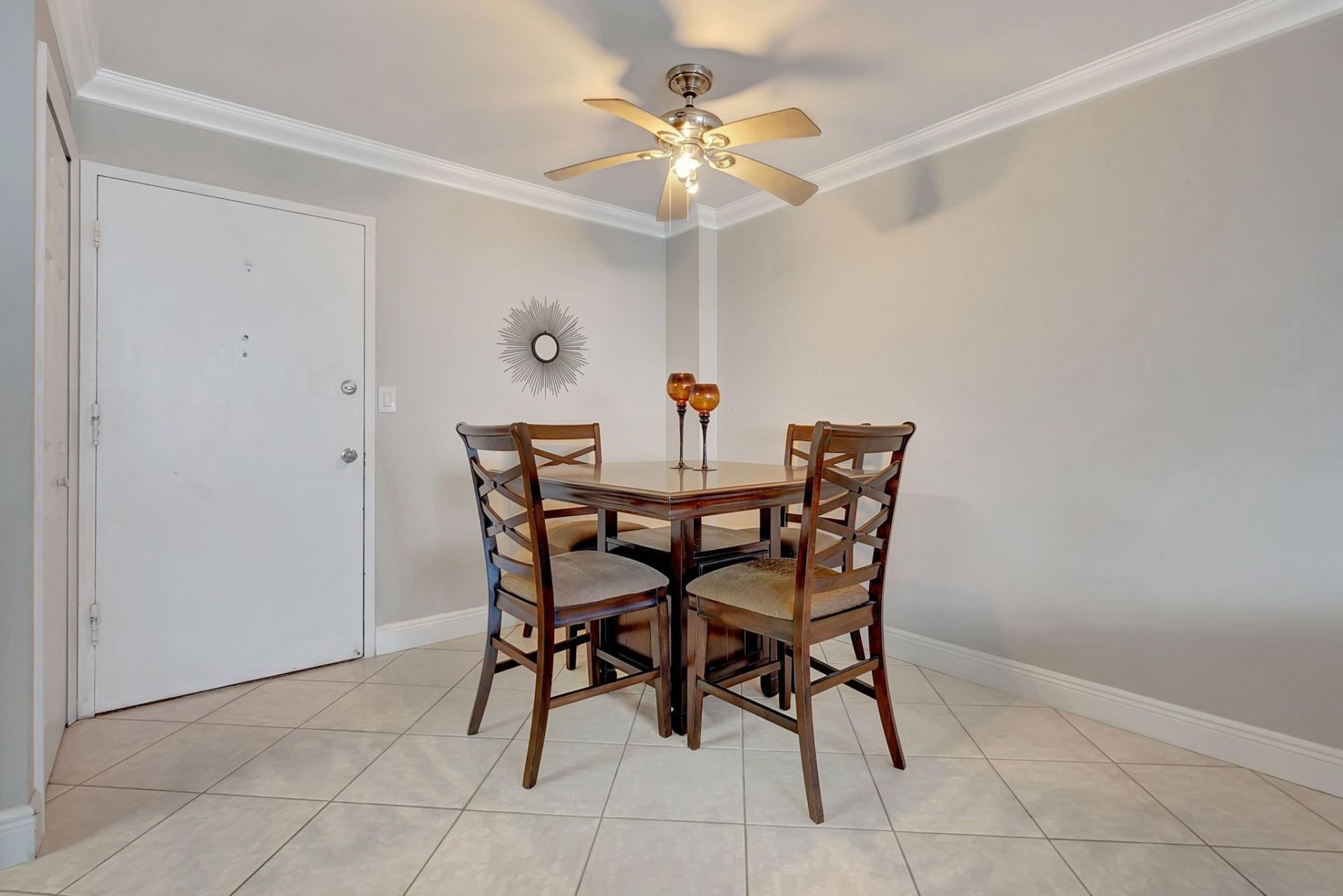 1913 S Ocean Drive, Unit 207, Hallandale Beach, FL 33009 Photo