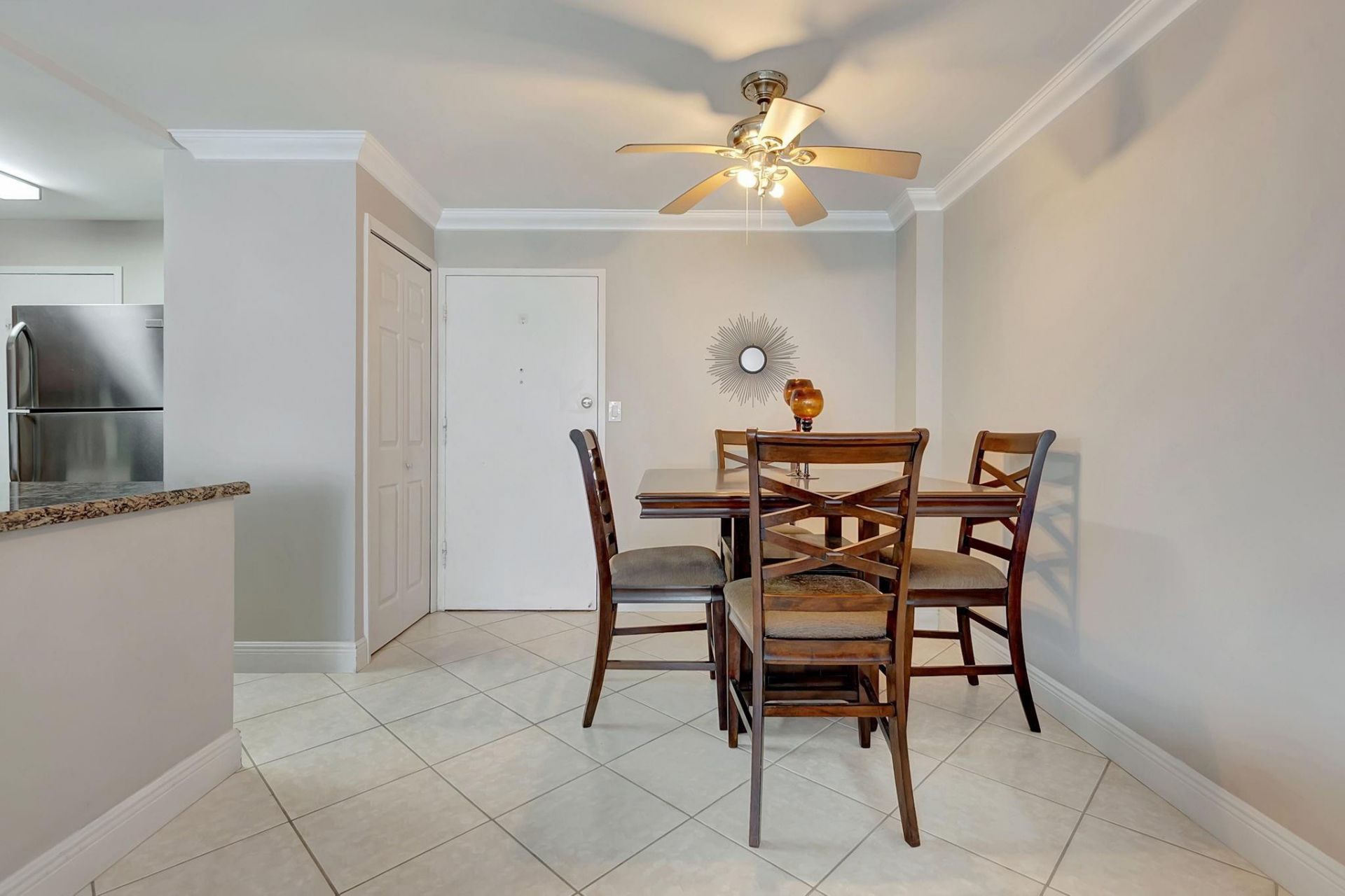 1913 S Ocean Drive, Unit 207, Hallandale Beach, FL 33009 Photo