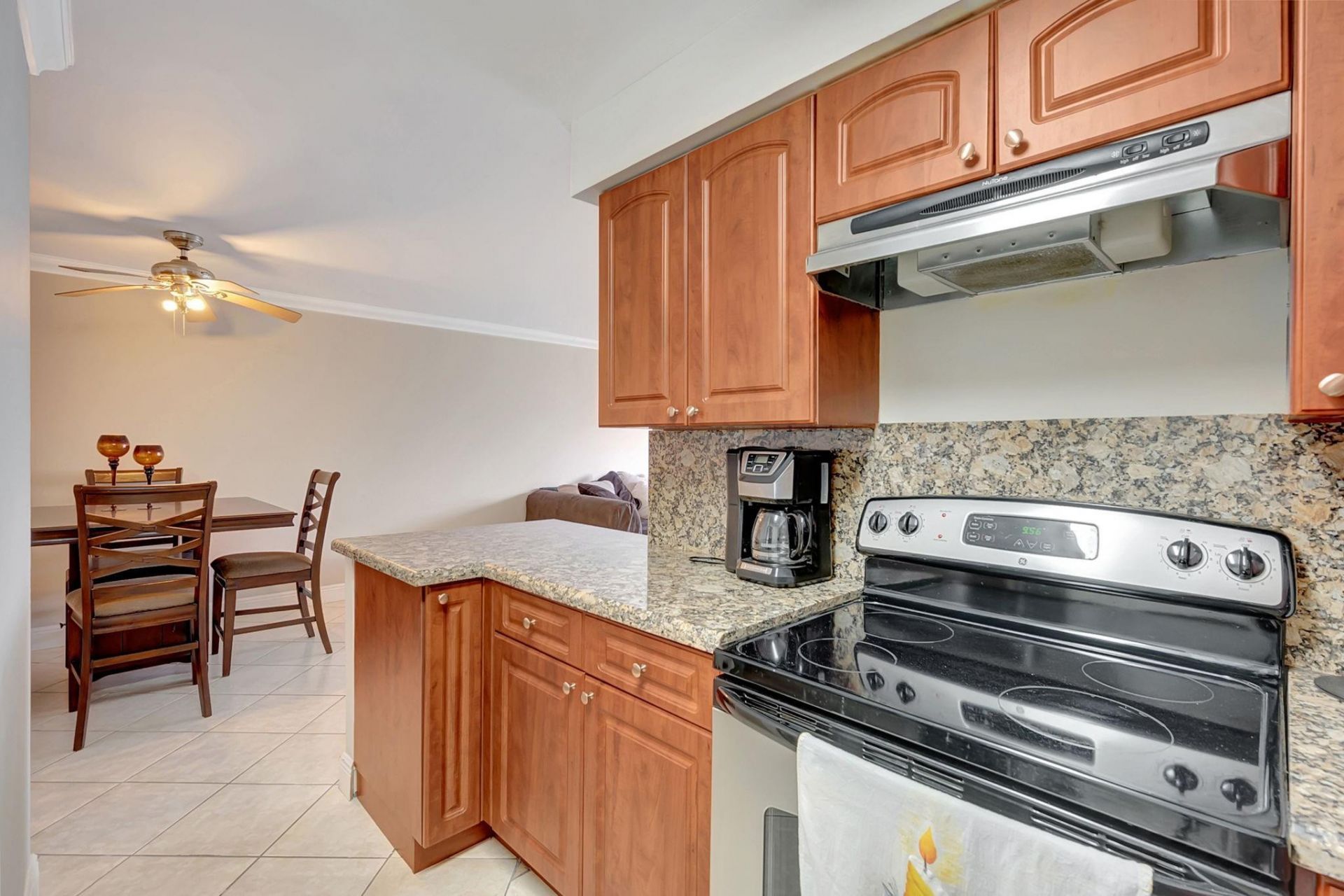 1913 S Ocean Drive, Unit 207, Hallandale Beach, FL 33009 Photo