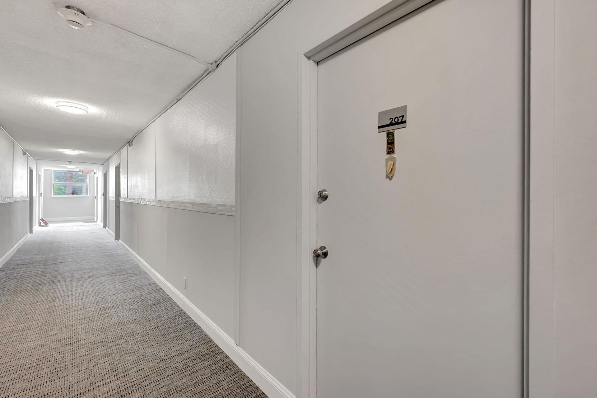 1913 S Ocean Drive, Unit 207, Hallandale Beach, FL 33009 Photo