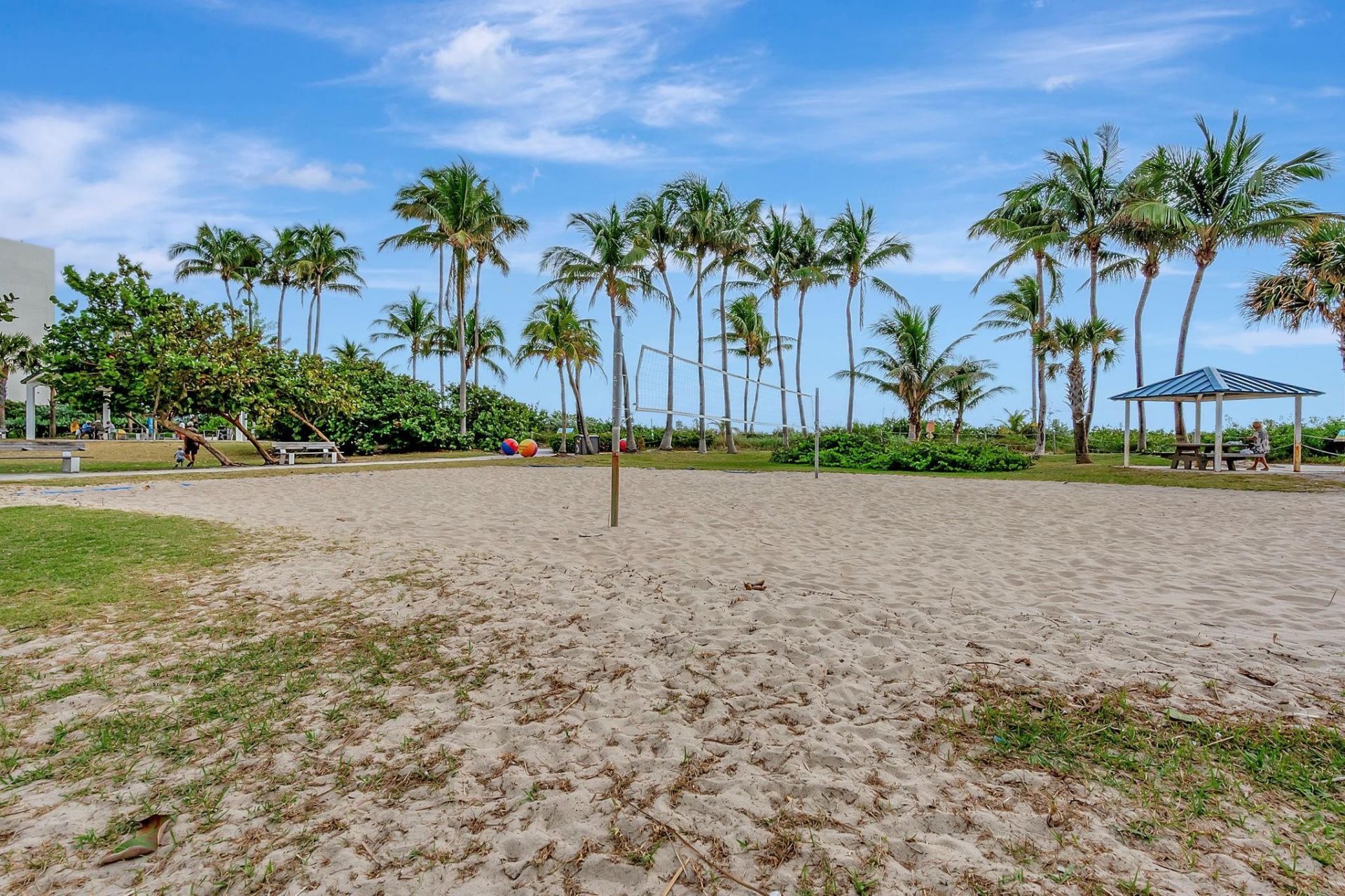 1913 S Ocean Drive, Unit 207, Hallandale Beach, FL 33009 Photo