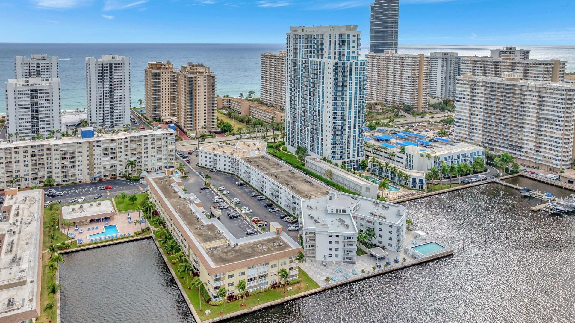 1913 S Ocean Drive, Unit 207, Hallandale Beach, FL 33009 Photo