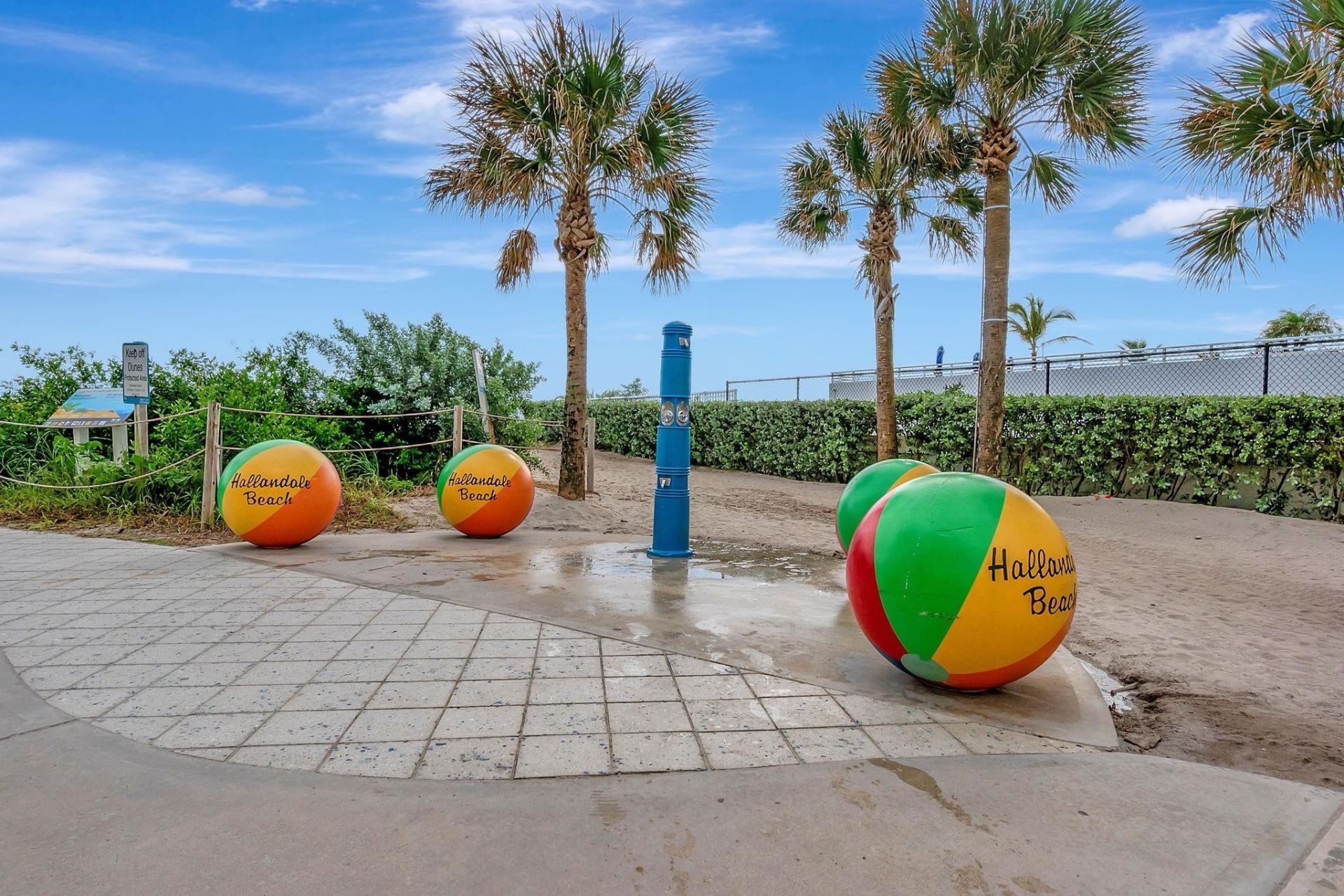 1913 S Ocean Drive, Unit 207, Hallandale Beach, FL 33009 Photo