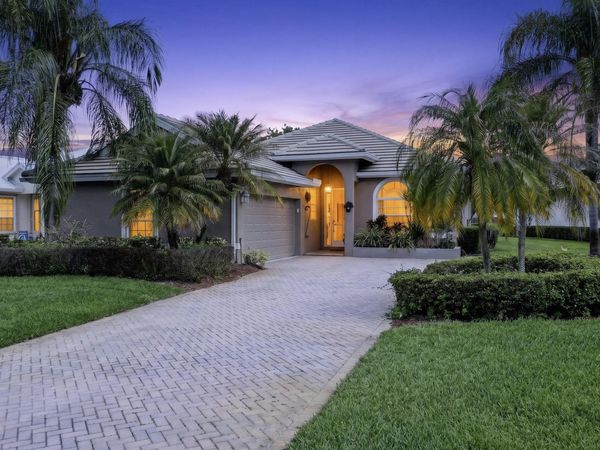 9434 Poinciana Court, Fort Pierce, FL 34951