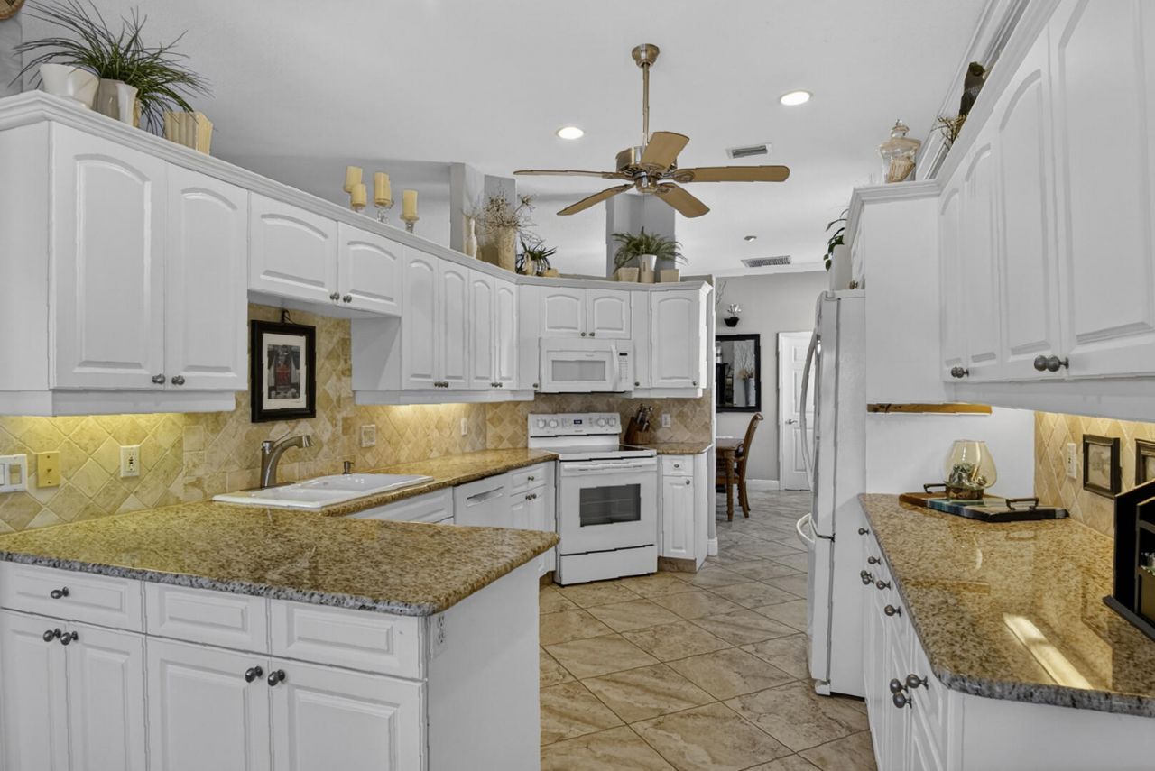 9434 Poinciana Court, Fort Pierce, FL 34951 Photo