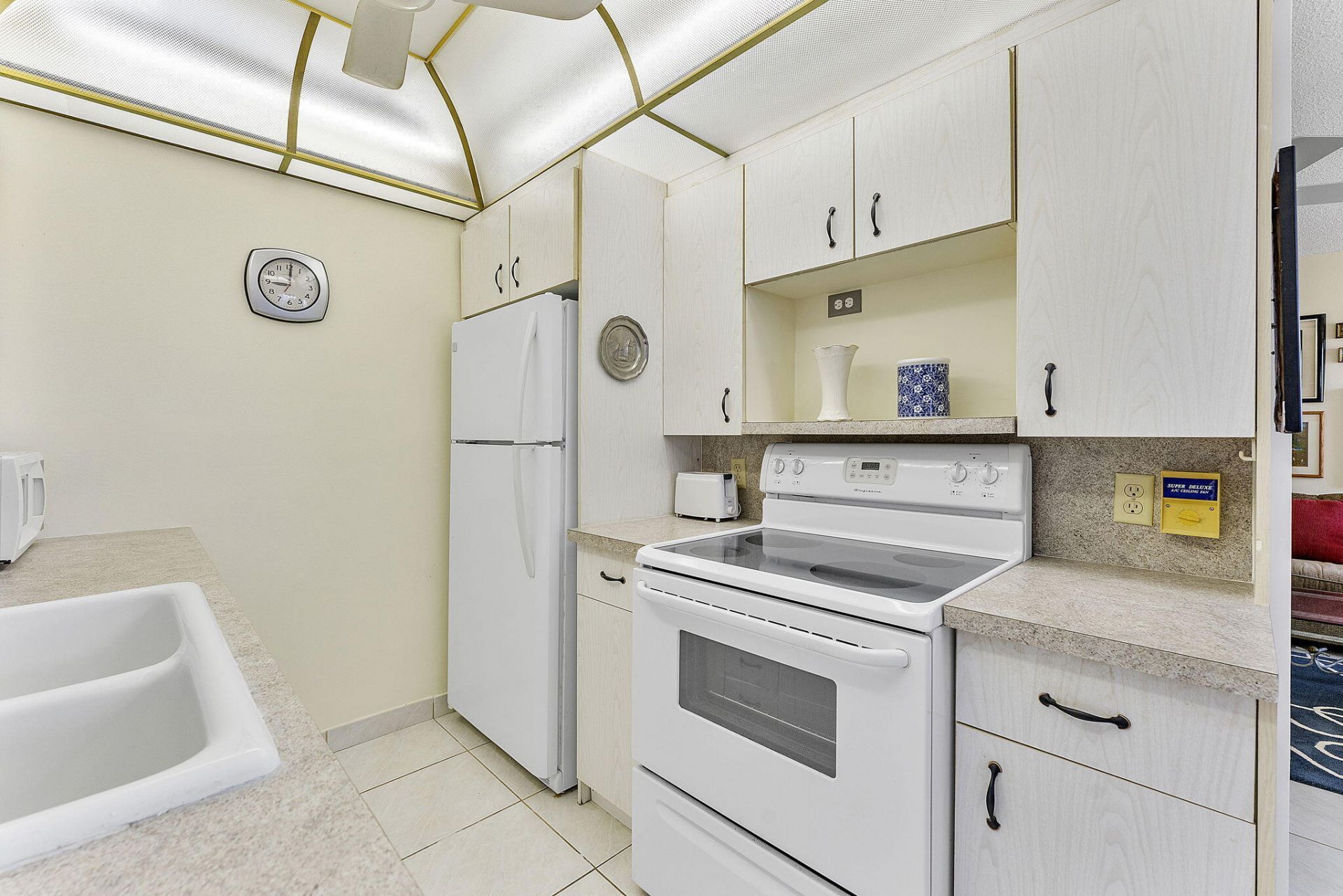 3027 Guildford B, Boca Raton, FL 33434 Photo