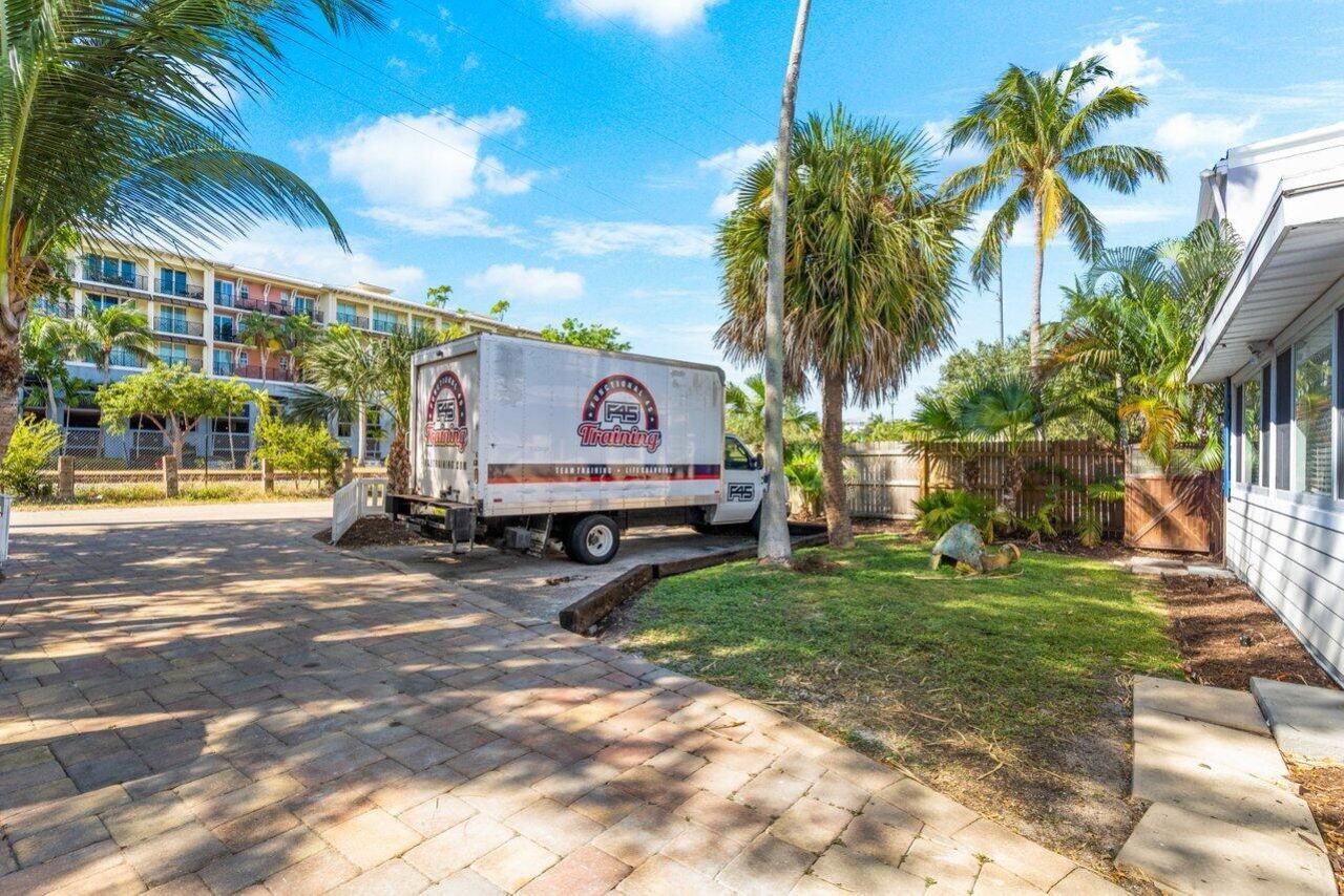 301 NE 1st Street, Delray Beach, FL 33484 Photo