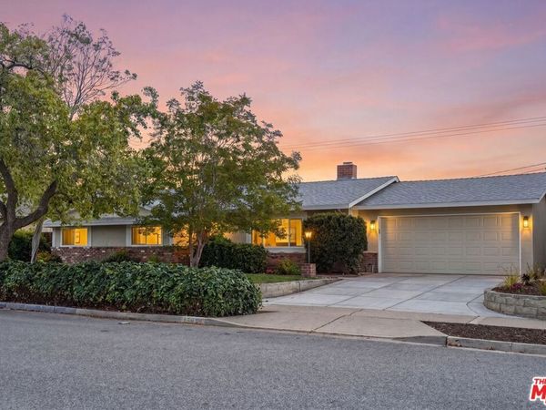 139 Devia Drive, Newbury Park, CA 91320