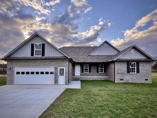 132 Sundance Dr , Lawrenceburg, TN 38464
