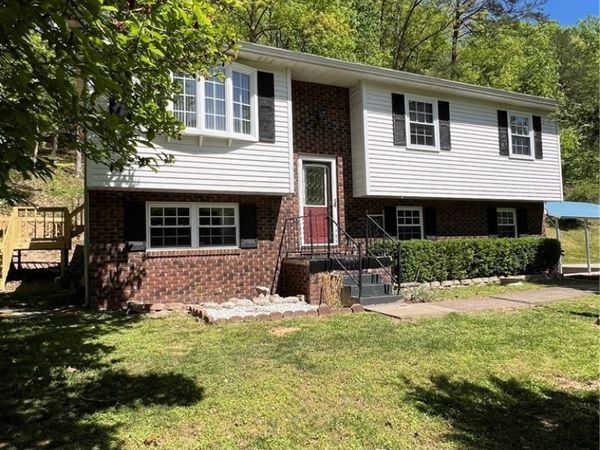 2144A Lilly Drive, Charleston, WV 25387