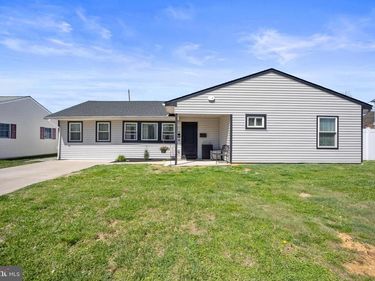 837 FAIRFIELD ROAD, FAIRLESS HILLS, PA 19030