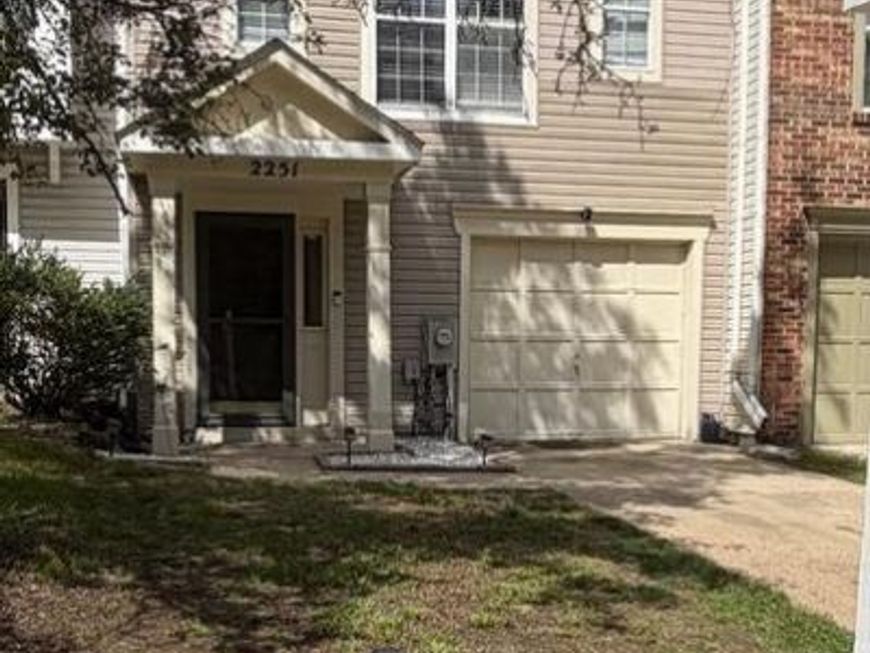2251 Commissary Circle, Odenton, MD 21113 Main Photo