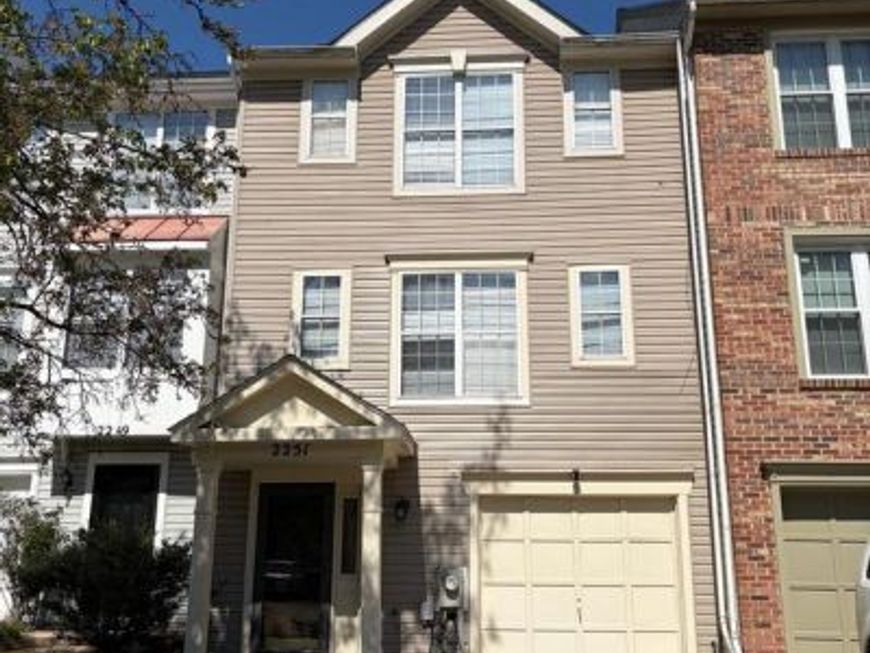 2251 Commissary Circle, Odenton, MD 21113 Main Photo
