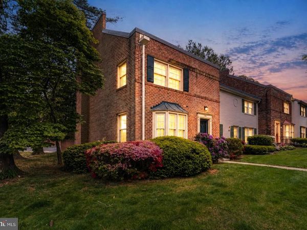 8301 FORRESTER BOULEVARD, SPRINGFIELD, VA 22152
