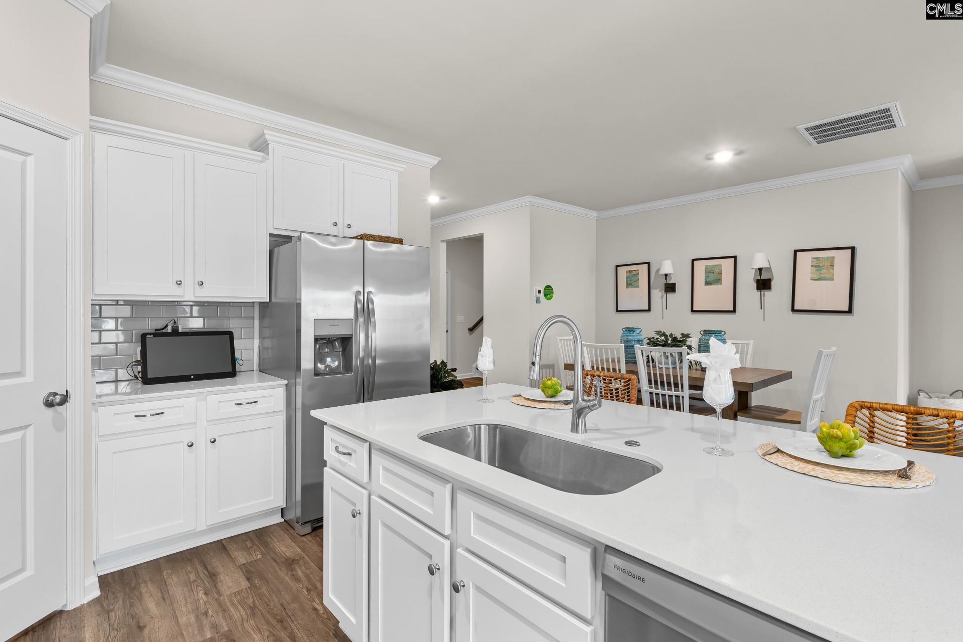 180 Calm Citadel Drive  Photo 21