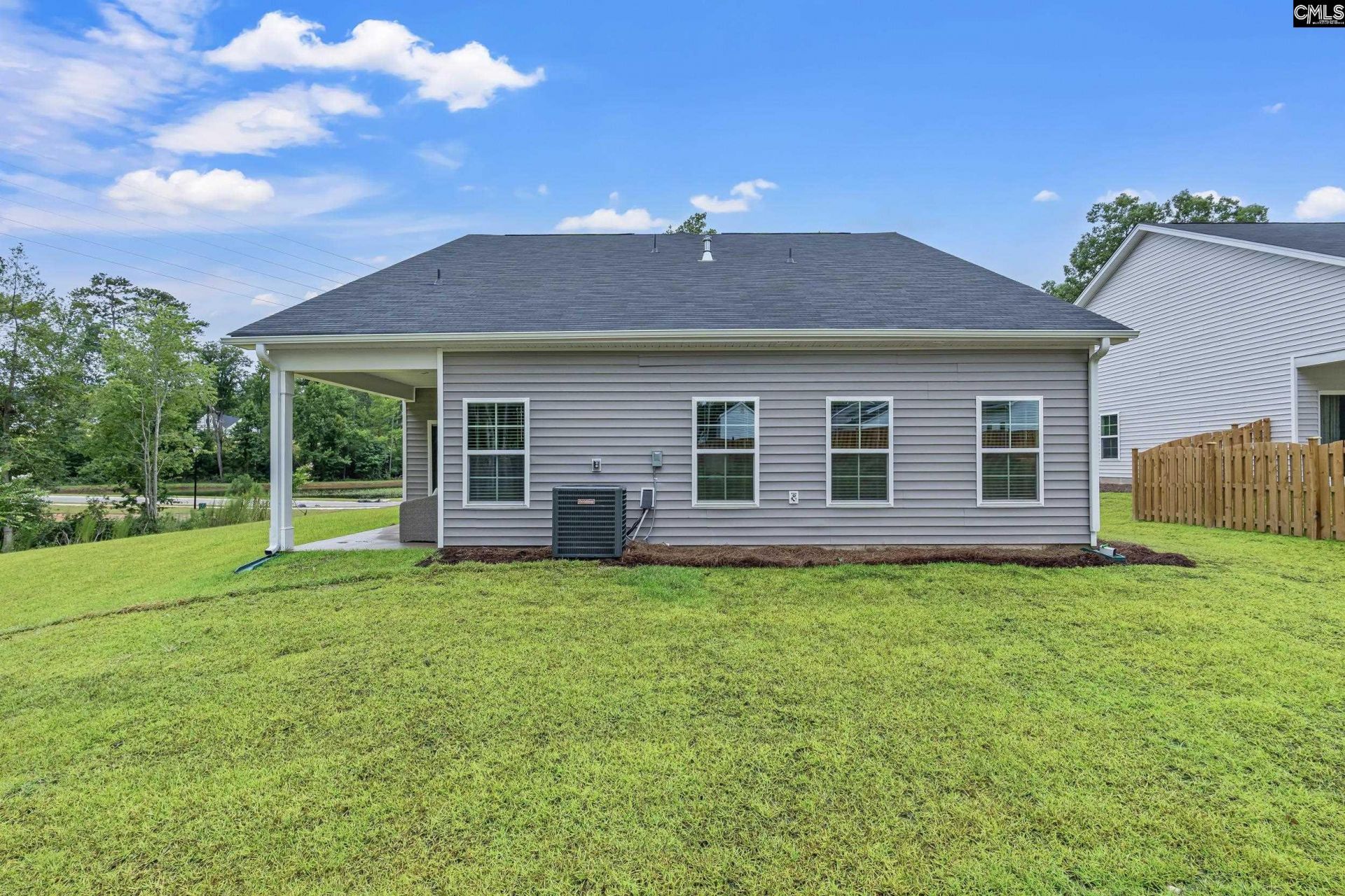 180 Calm Citadel Drive  Photo 5