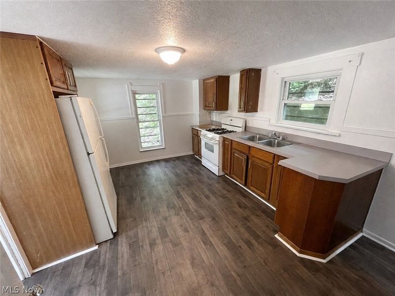 539 Tremont Avenue SE, Massillon, OH 44646 Photo 2