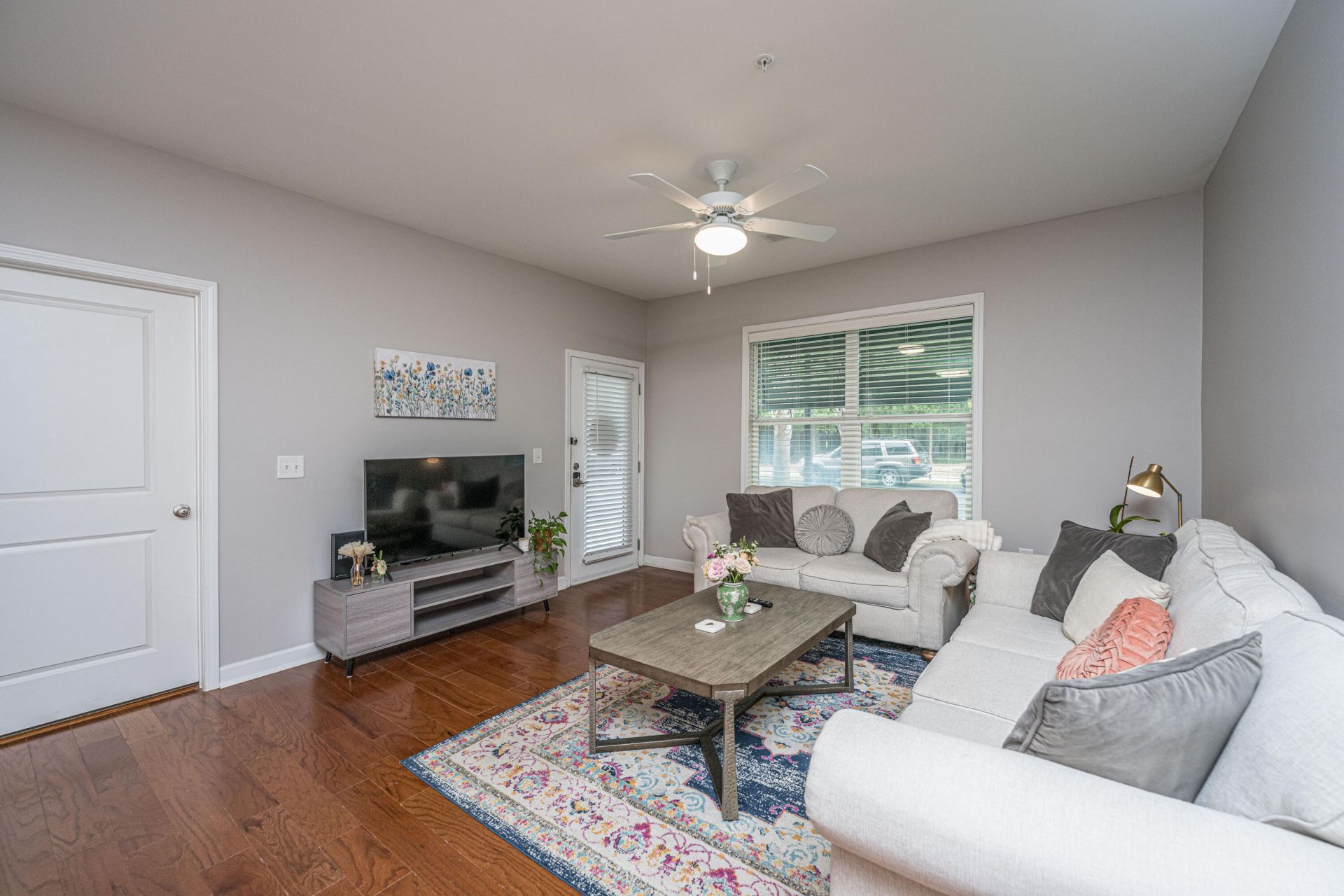 7105 Bowen Corner Avenue Photo 13