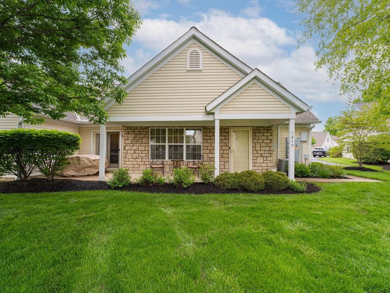7849 Meadowlark Lane N, Unit Building 1, Reynoldsburg, OH 43068 Photo 1