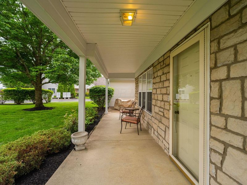 7849 Meadowlark Lane N, Unit Building 1, Reynoldsburg, OH 43068 Photo 6