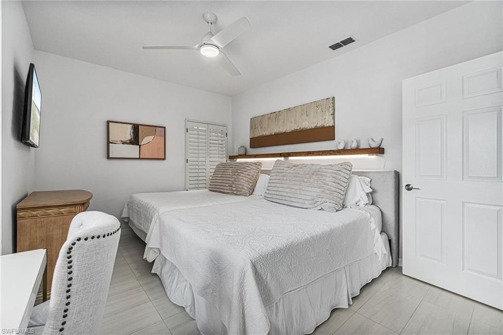 27175 Oakwood Lake Dr, Unit 201, Bonita Springs, FL 34134 Photo