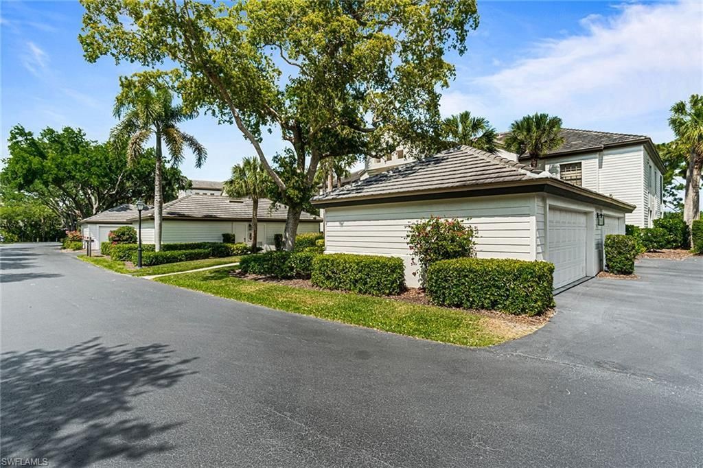 27175 Oakwood Lake Dr, Unit 201, Bonita Springs, FL 34134 Photo