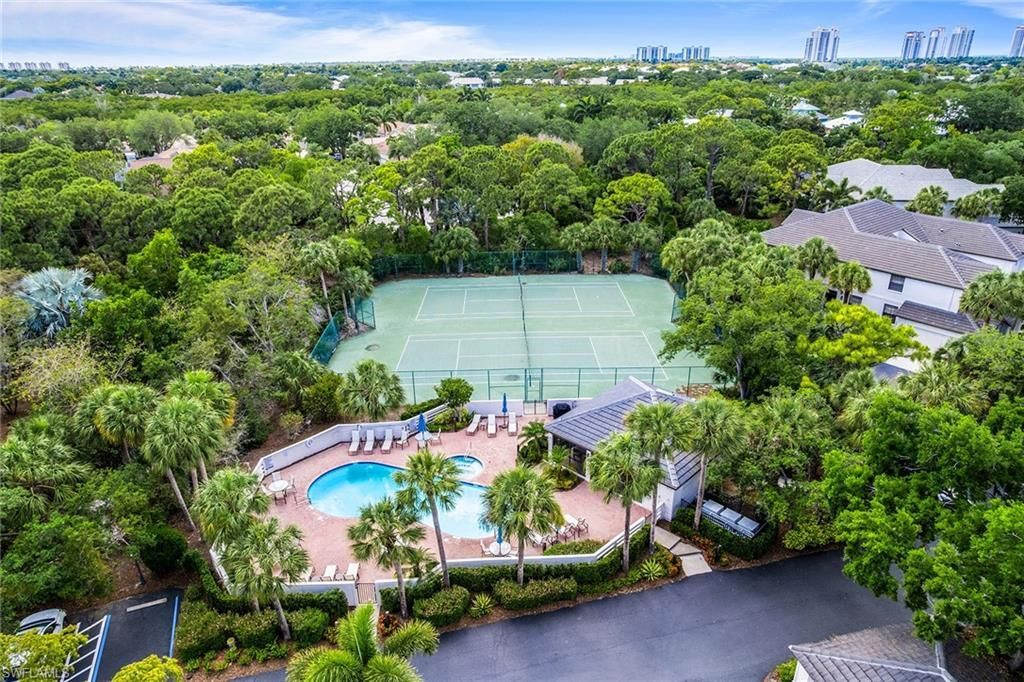 27175 Oakwood Lake Dr, Unit 201, Bonita Springs, FL 34134 Photo
