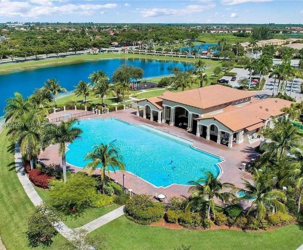 22511 SW 88th Pl , Unit 12-24, Cutler Bay, FL 33190 Photo
