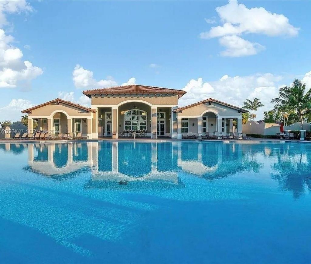 22511 SW 88th Pl , Unit 12-24, Cutler Bay, FL 33190 Photo