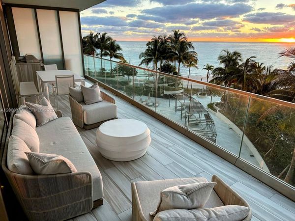 18975 Collins Ave , Unit 304, Sunny Isles Beach, FL 33160