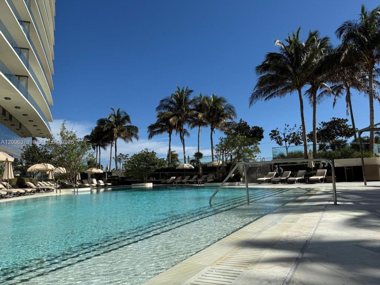 18975 Collins Ave , Unit 304, Sunny Isles Beach, FL 33160 Photo