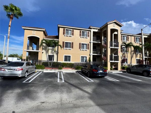 22441 SW 88th Pl , Unit 201-5, Cutler Bay, FL 33190