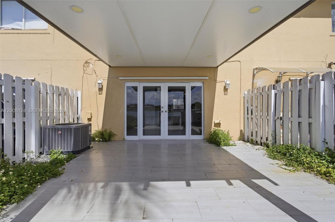 17530 SW 139th Ct , Miami, FL 33177 Photo