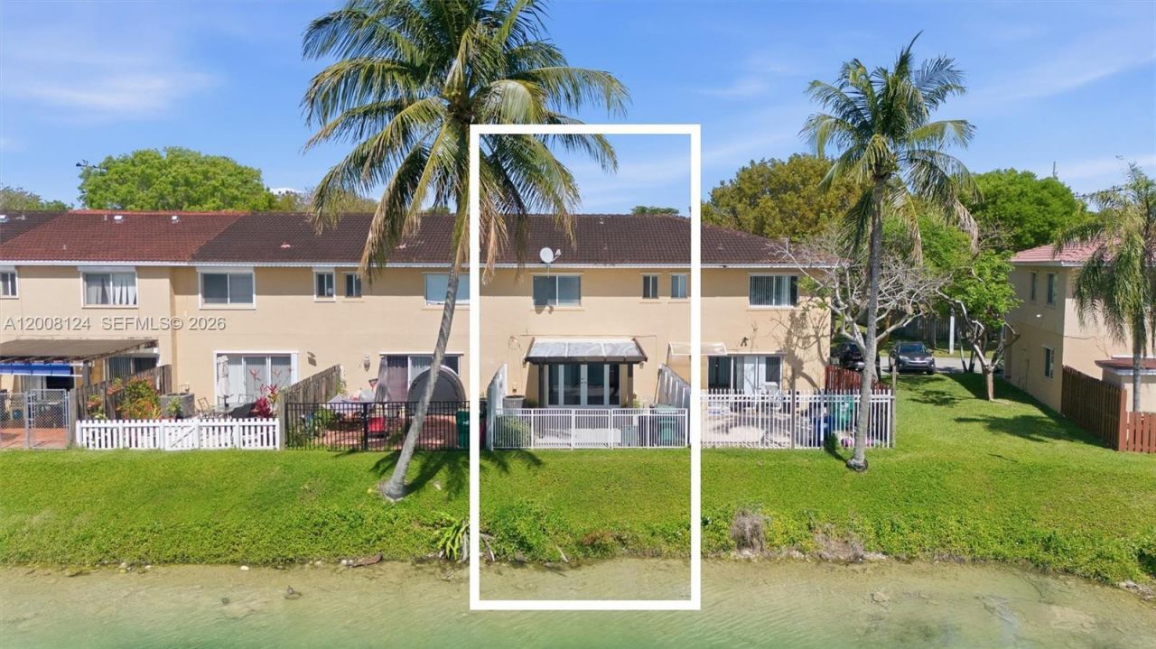 17530 SW 139th Ct , Miami, FL 33177 Photo