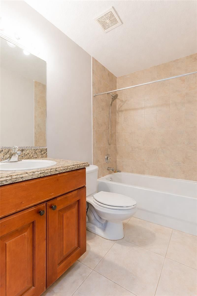 59 SE 3rd Ave, Unit 59, Hallandale Beach, FL 33009 Photo