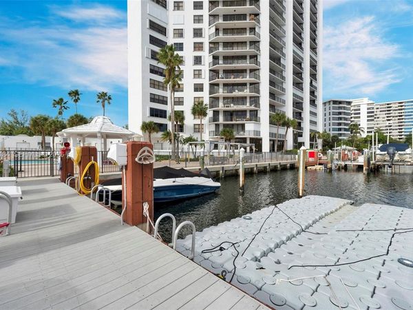 300 Three Islands Blvd , Unit 305, Hallandale Beach, FL 33009