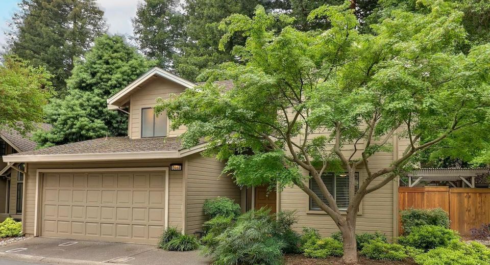2084 University Park Dr, Sacramento, CA 95825 Photo