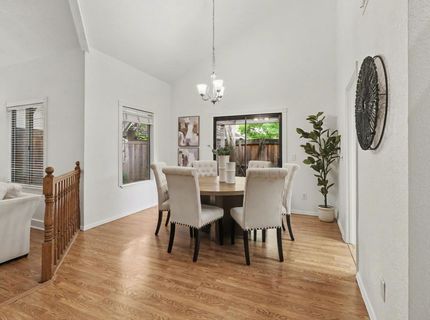 2084 University Park Dr, Sacramento, CA 95825 Photo