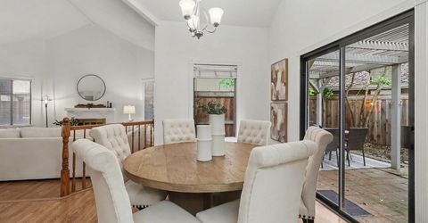 2084 University Park Dr, Sacramento, CA 95825 Photo