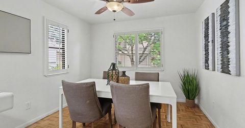 2084 University Park Dr, Sacramento, CA 95825 Photo
