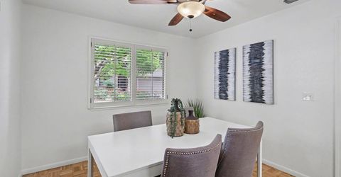 2084 University Park Dr, Sacramento, CA 95825 Photo