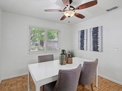 2084 University Park Dr, Sacramento, CA 95825 Photo