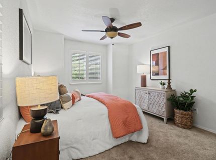 2084 University Park Dr, Sacramento, CA 95825 Photo